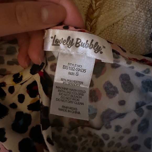 Lovely Bubbly colorful cheetah bodysuit - Picture 3 of 3